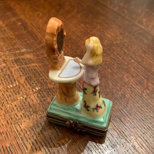 Romance Limoges Girl in Mirror Porcelain Box